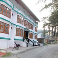 Budget hotel in Dhanaulti