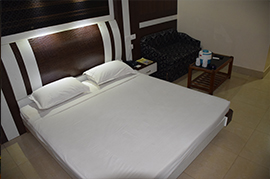 DLX ROOM