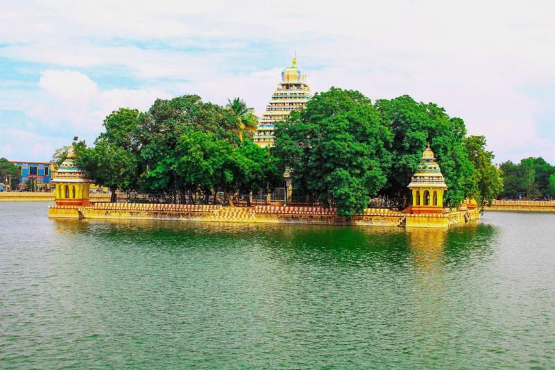 Tamil Nadu Temple Tour From Hyderabad 9 Nights - 10 Days