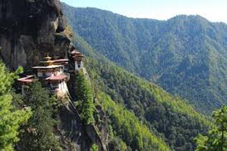 Gangtey Trek – Bhutan Tour