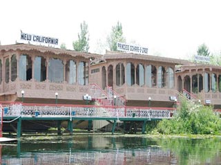 Alluring Kashmir Tour