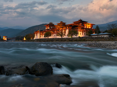 7 Nights - 8 Days Bhutan Spirit Tour