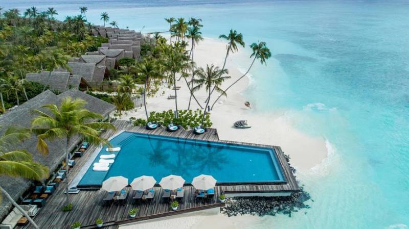 4 Nights - 5 Days Trip To Maldives