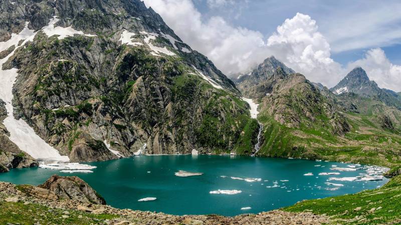 BARAFSAR LAKE TREK | The Highest Alpine Lake Trek of Kashmir |