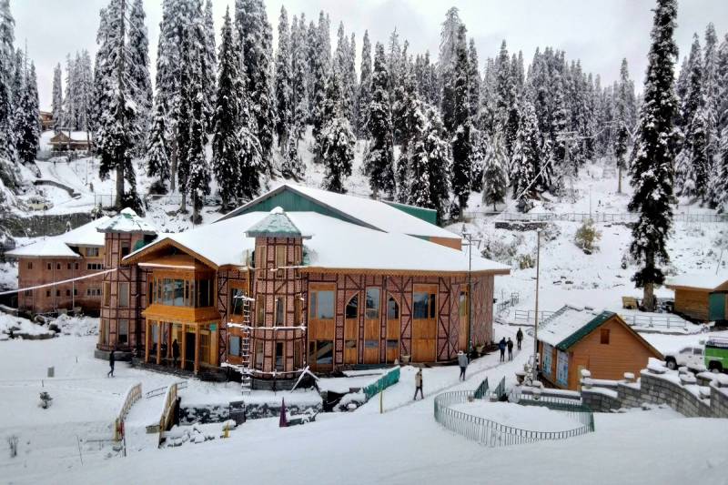 5 Nights 6 Days Jammu to Kashmir Package