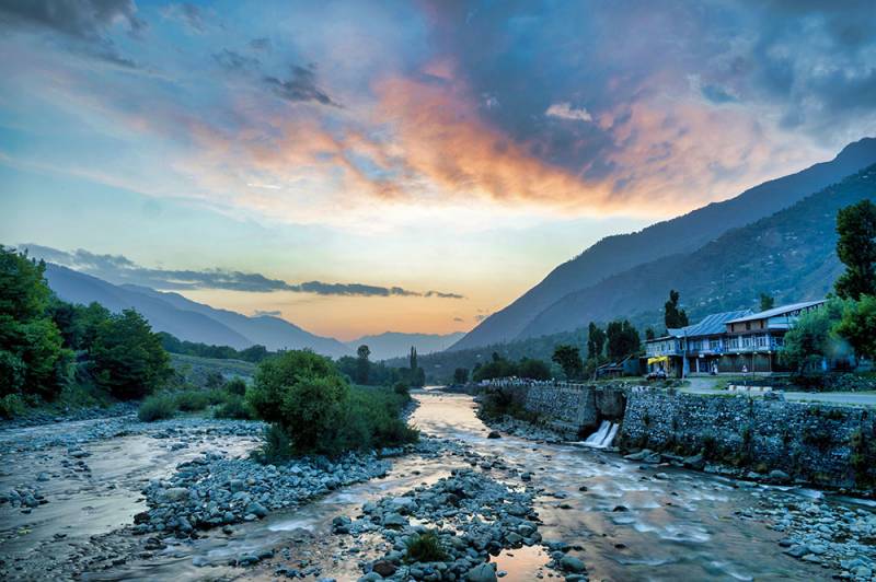 5 Night - 6 Day Kashmir Package