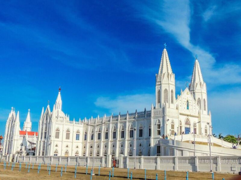 Pondicherry - Karaikal - Velankkani 4 Nights 5 Days Tour