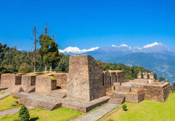 Gangtok - Pelling Via Namchi - Ravangla 5 Nights - 6 Days Tour