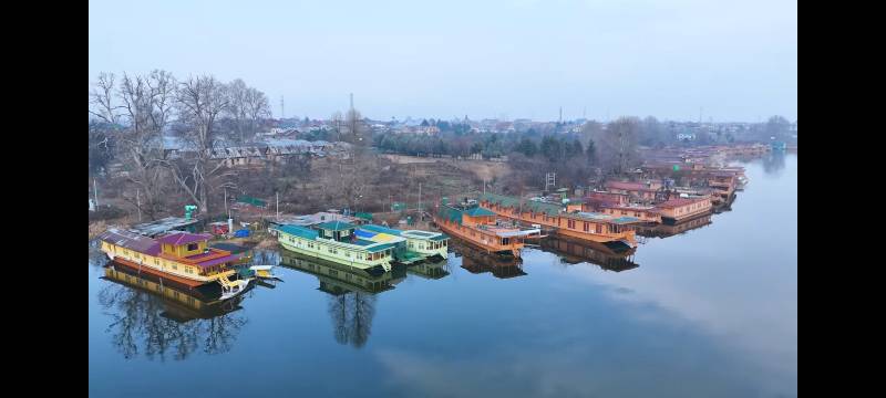 Delhi to Srinagar Jammu Kashmir destination