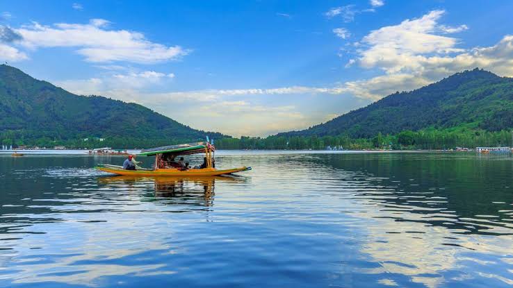 Kashmir Tour Package 4 Days - 3 Nights