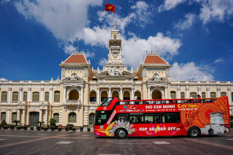 1 Round Ho Chi Minh City Panoramic Bus Tour