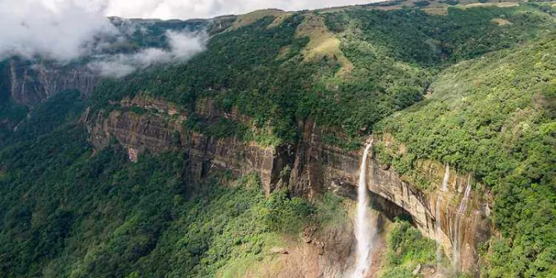 DISCOVER MEGHALAYA TOUR