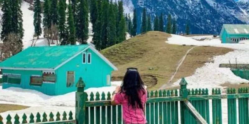 Kashmir - Heaven On Earth For 06 Nights 07 Days