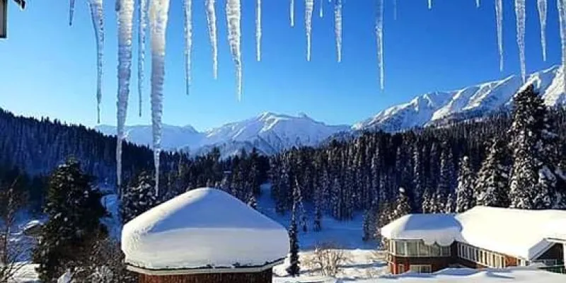 4 Nights - 5 Days Kashmir Tour - 4 Star Hotel Stay