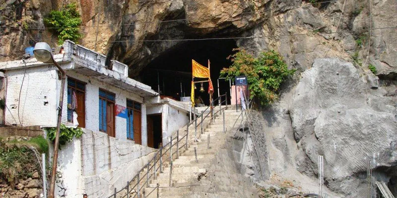 9D Vaishno Devi - Shiv Khori - Kashmir Tour Package