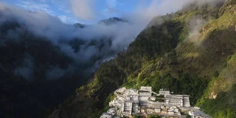 8 Nights Vaishno Devi - Kashmir Tour Package