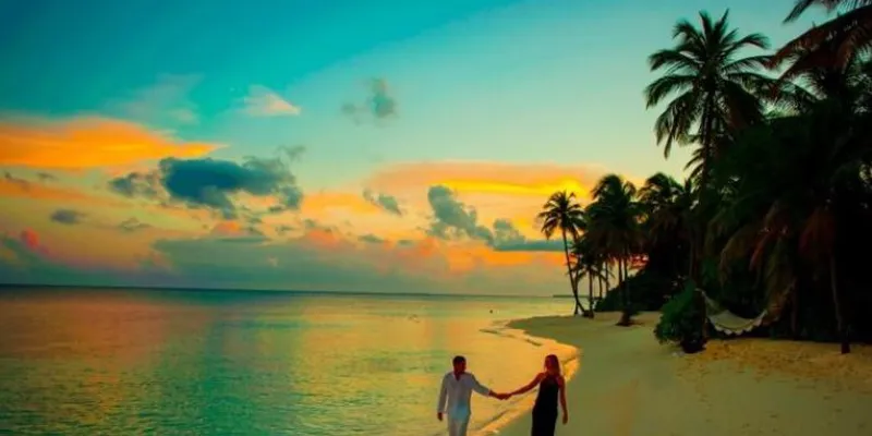 4 Nights - 5 Days Maldives Honeymoon Package