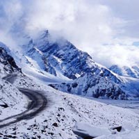 Honeymoon in Himachal Tour