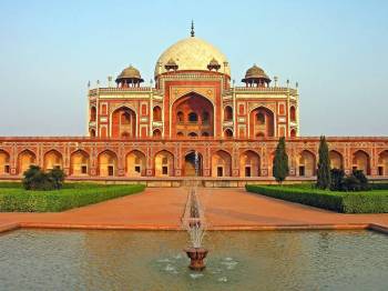 Agra Taj Mahal With Ganges Tour By Car