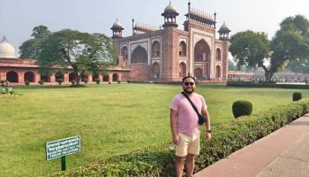 Taj Mahal Sunrise Tour