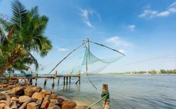 Kerala Cochin- Munnar- Thekkady-a Llepy- Trivandrum Tour