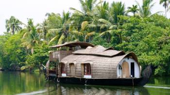 3 Night Cochin - Munnar - Thekkady Tour