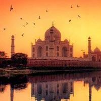 Taj Mahal Trip from Mumbai Tour