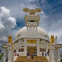 Dhauli ( the peace pagoda )