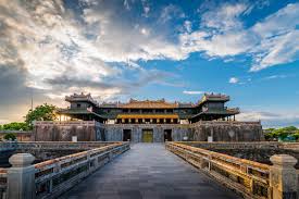 Amazing Vietnam Package