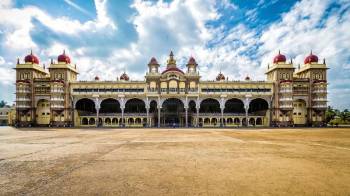 4Nights and 5Days Bangalore Mysore Ooty Package
