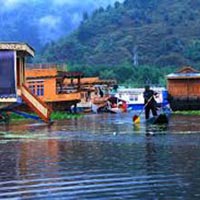 4 Days Kashmir Tour Holiday Package