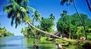 Luxury Cruise in Kerala – God’s Own Country Tour