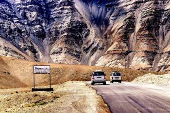 Ladakh & Kashmir with Zanskar Valley Tour