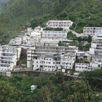 Kashmir With Vaishno Devi Package