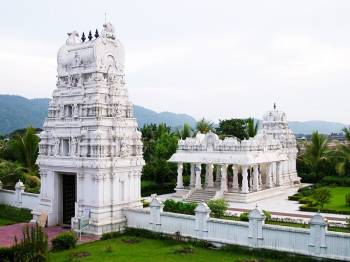 A Day Religious Trip in Guwahati