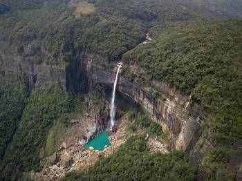 4 Night and 5 Days Meghalaya Tour