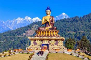 Mighty Mt. Khangchendzongha (darjeeling 2n - Pelling 2n - Gangtok 3n - Kalimpong 1n)
