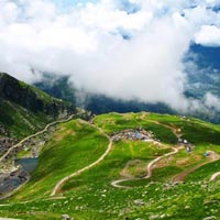 Honeymoon Package for Manali