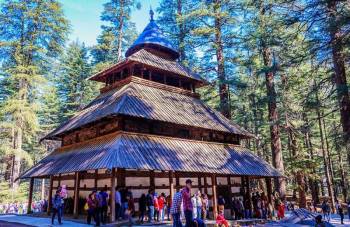 Strangers Trip Manali Sissu