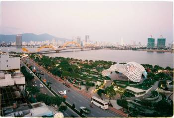 Premium Vietnam Tour Package