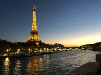 Europe Tour Package - Paris - Amsterdam - Prague - Vienna
