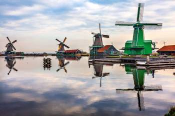Europe Tour Package - Paris - Amsterdam - Prague - Vienna