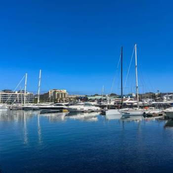 South Africa 12 Days / 11 Nights Cape Town - Garden Route - Knysna - Kruger Safari - Johanne