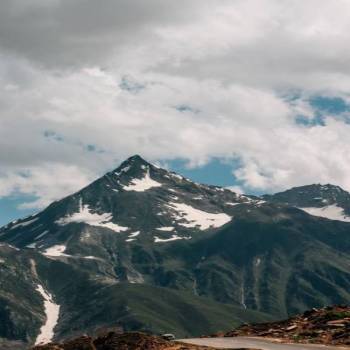 Delhi to Manali Volvo Tour Package – 3 Nights / 4 Days