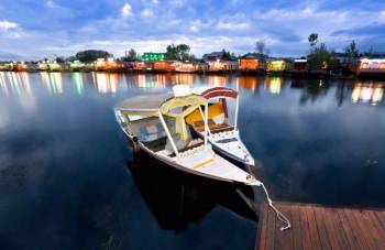 Houseboat Package 3 Night 4 Days