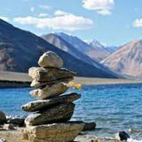 Ladakh Honeymoon Tour