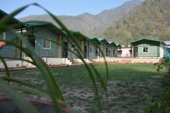 Mountain Cottage (1 Night Stay with Rafting 16 Kms) Trip