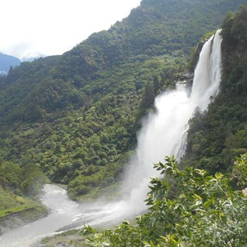 Lush Valleys To Himalaya Tour