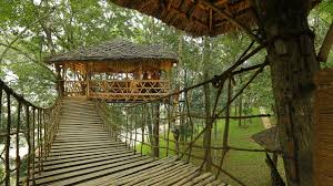 3 N / 4 D - Munnar Thekkady Luxury Package