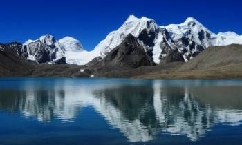 Tour Package Gangtok - Tsomgo Lake - Baba Mandir - Nathula Pass - North Sikkim